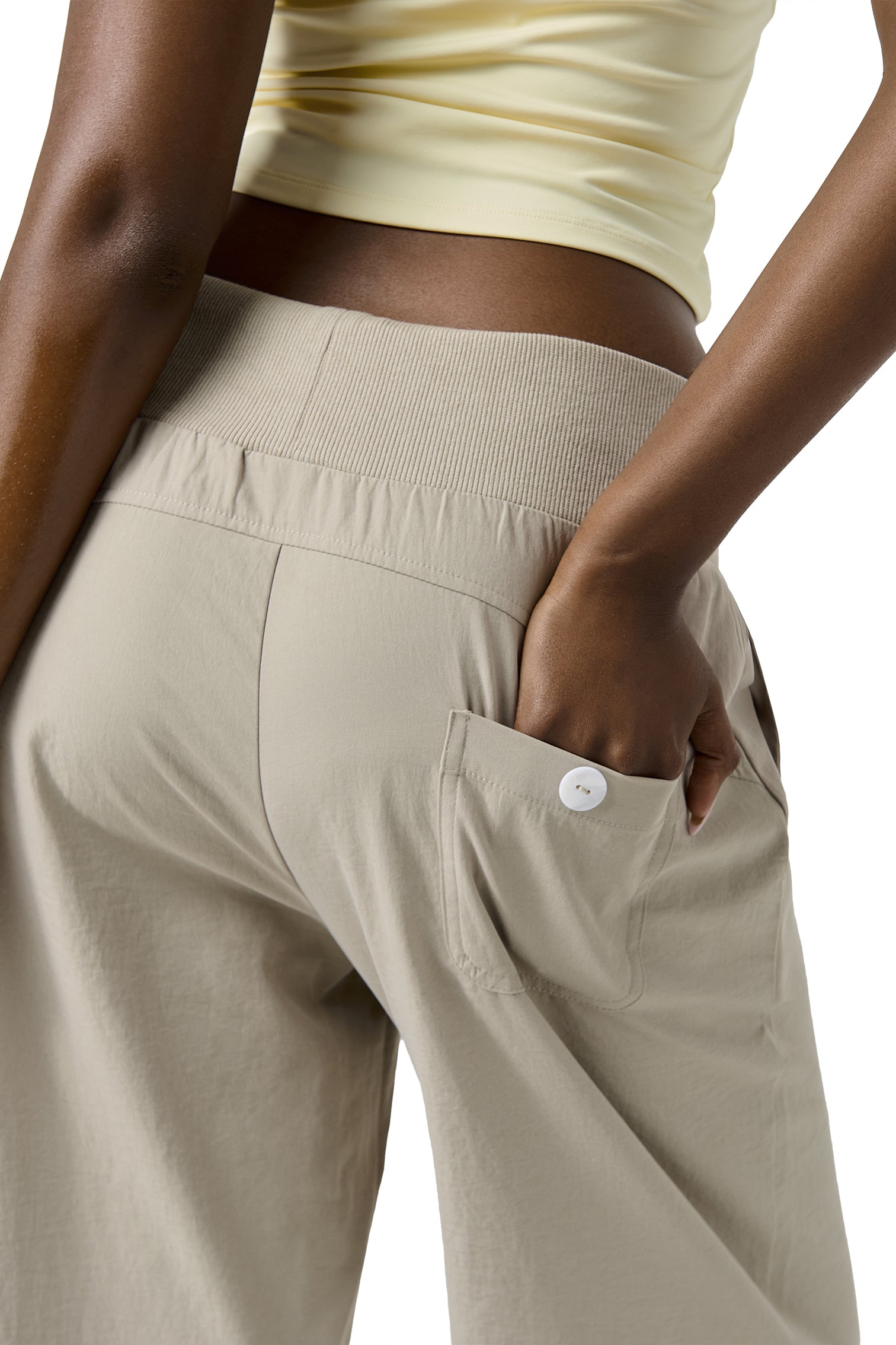 Sway Lightweight Pant in Sand